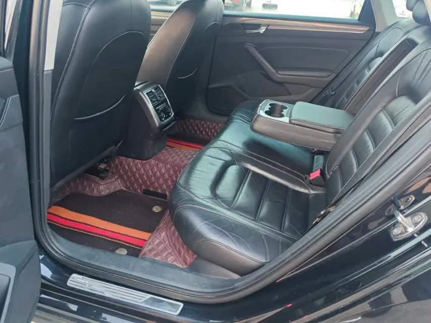 2017 Volkswagen Passat 1.8T 180HP L4 7DCT,autocango,china used car exporter,china ev exporter,chinese used car exporter,chinese used ev exporter