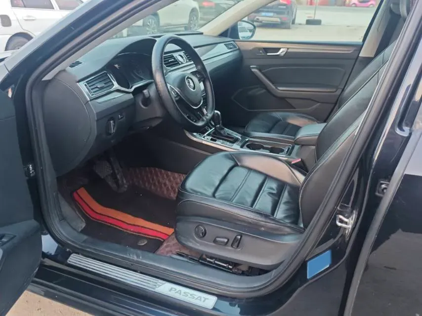 2017 Volkswagen Passat 1.8T 180HP L4 7DCT,autocango,china used car exporter,china ev exporter,chinese used car exporter,chinese used ev exporter
