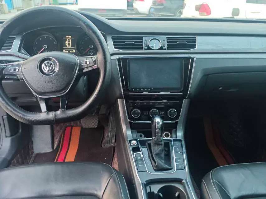 2017 Volkswagen Passat 1.8T 180HP L4 7DCT,autocango,china used car exporter,china ev exporter,chinese used car exporter,chinese used ev exporter