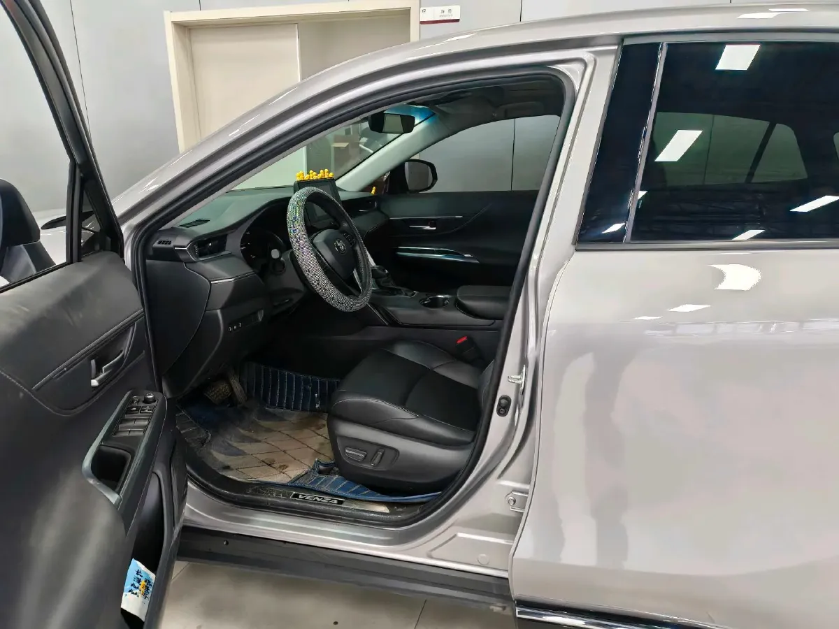 2022 Toyota Venza 2.0L 171HP L4 CVT,autocango,china used car exporter,china ev exporter,chinese used car exporter,chinese used ev exporter