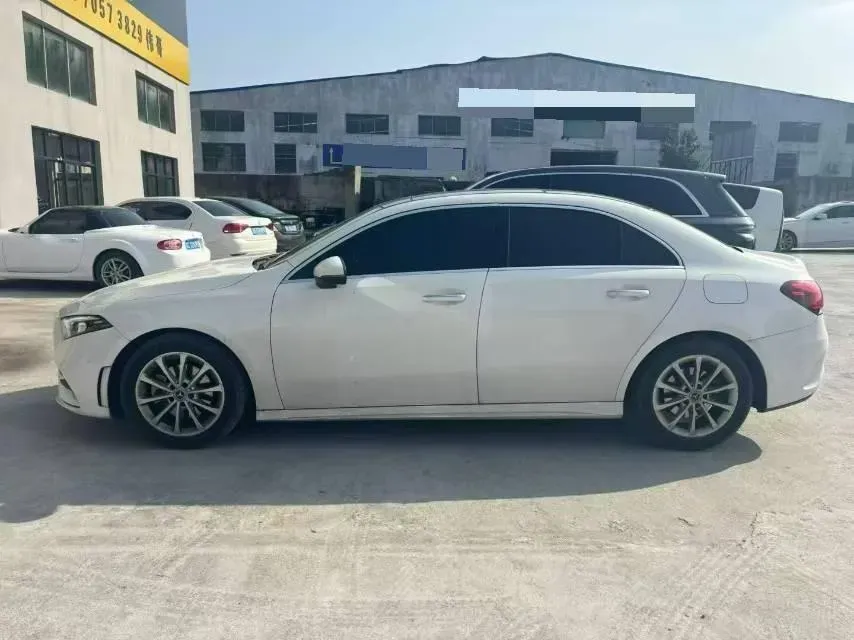 2020 Mercedes-Benz A Class 1.3T 163HP L4 7DCT,autocango,china used car exporter,china ev exporter,chinese used car exporter,chinese used ev exporter