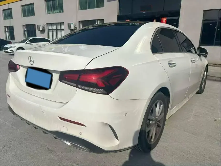 2020 Mercedes-Benz A Class 1.3T 163HP L4 7DCT,autocango,china used car exporter,china ev exporter,chinese used car exporter,chinese used ev exporter