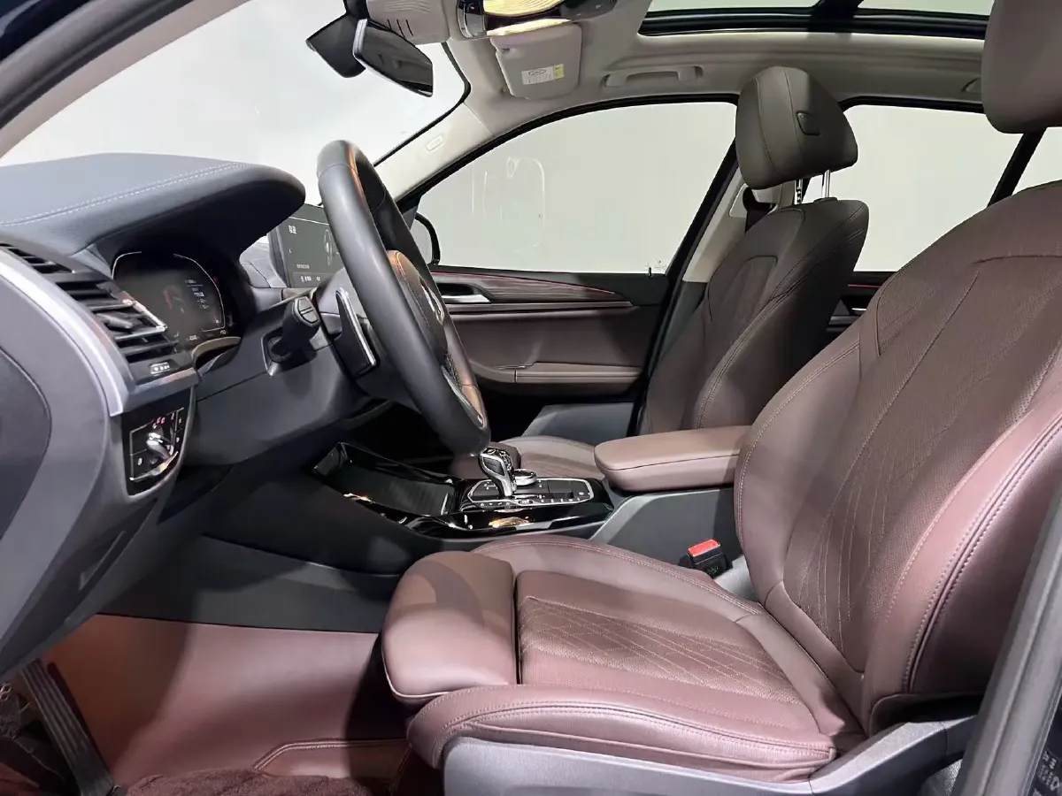 2023 BMW X3 2.0T 245HP L4 8AT,autocango,china used car exporter,china ev exporter,chinese used car exporter,chinese used ev exporter