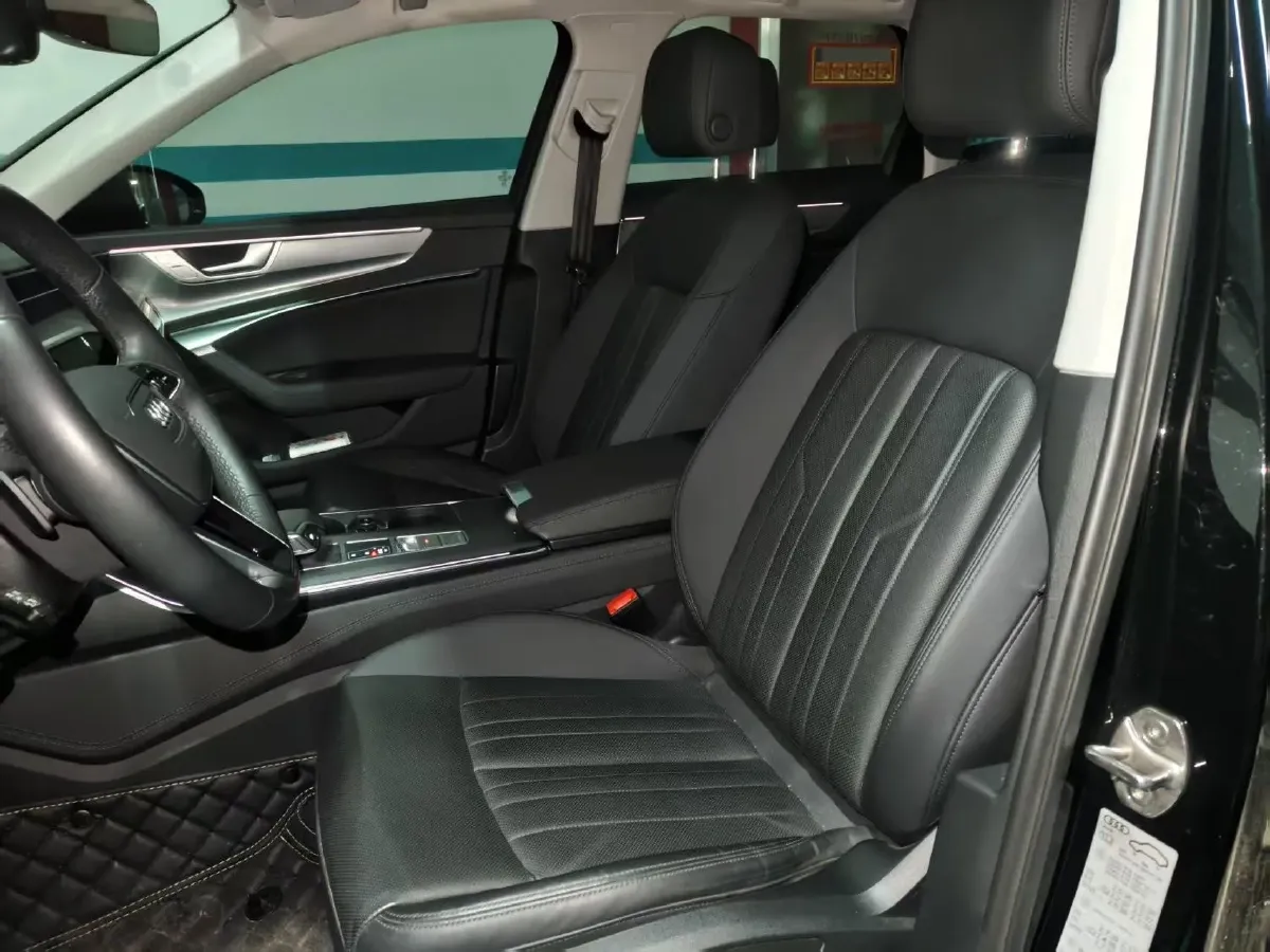 2023 Audi A6 3.0T 340HP V6 7DCT,autocango,china used car exporter,china ev exporter,chinese used car exporter,chinese used ev exporter