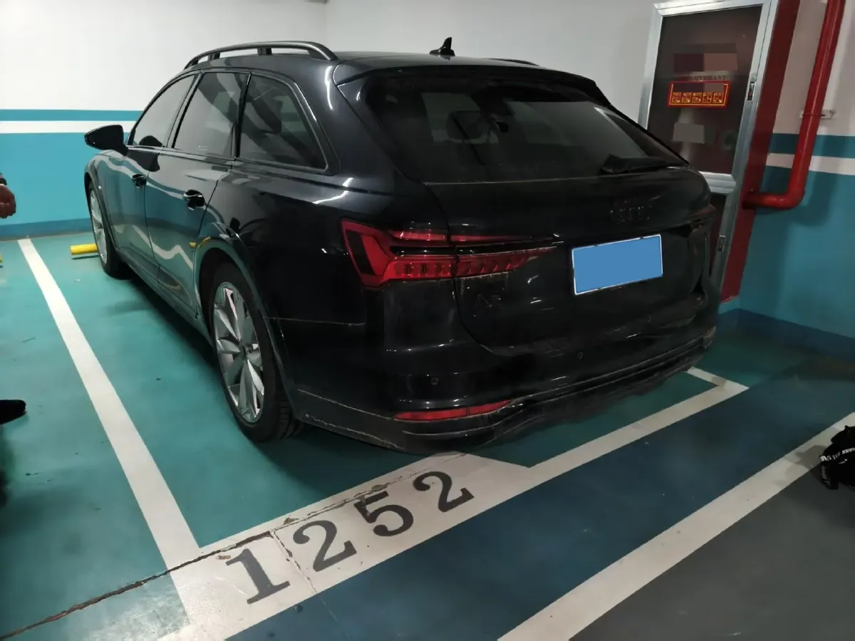 2023 Audi A6 3.0T 340HP V6 7DCT,autocango,china used car exporter,china ev exporter,chinese used car exporter,chinese used ev exporter