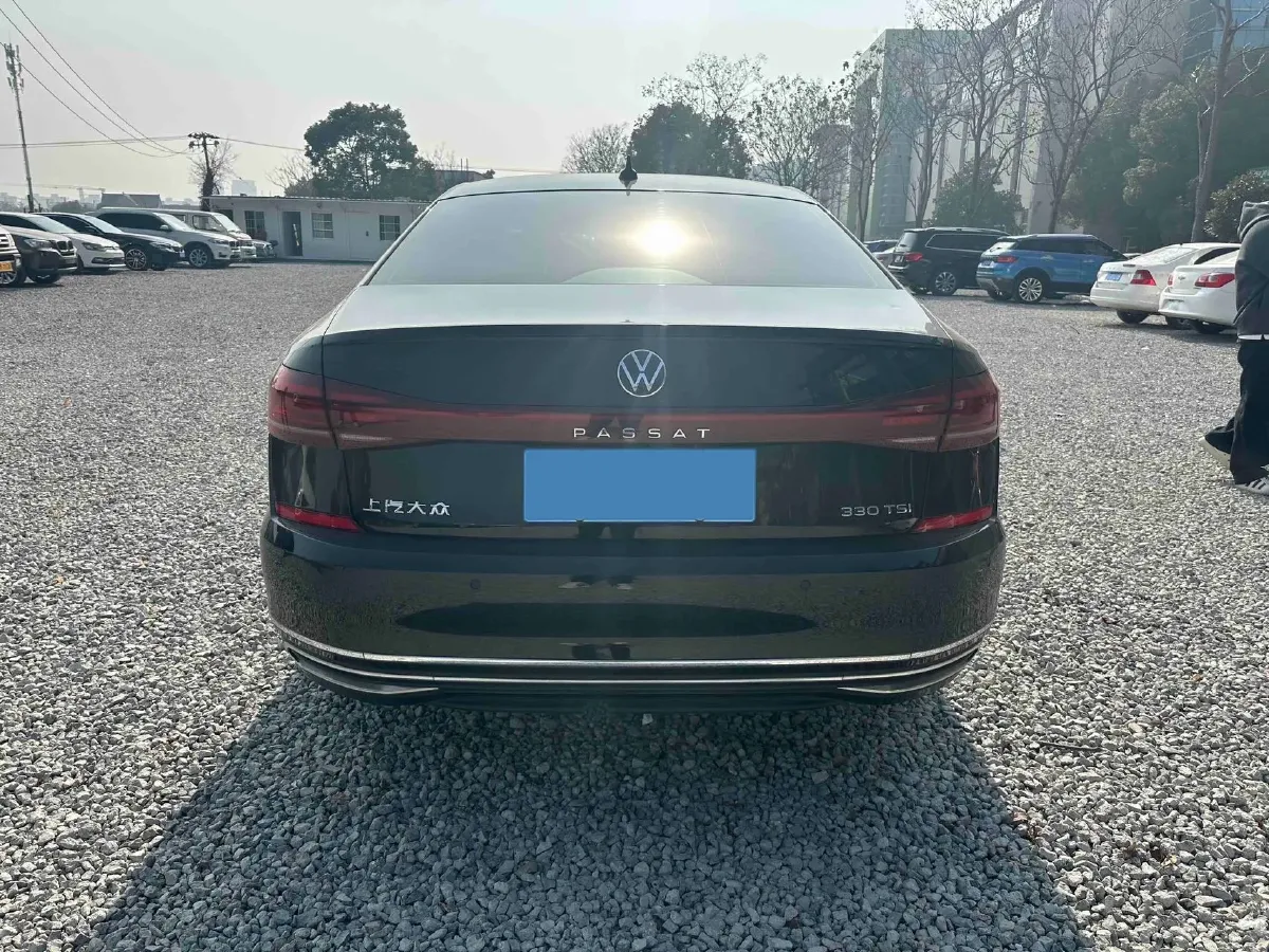 2023 Volkswagen Passat 2.0T 186HP L4 7DCT,autocango,china used car exporter,china ev exporter,chinese used car exporter,chinese used ev exporter