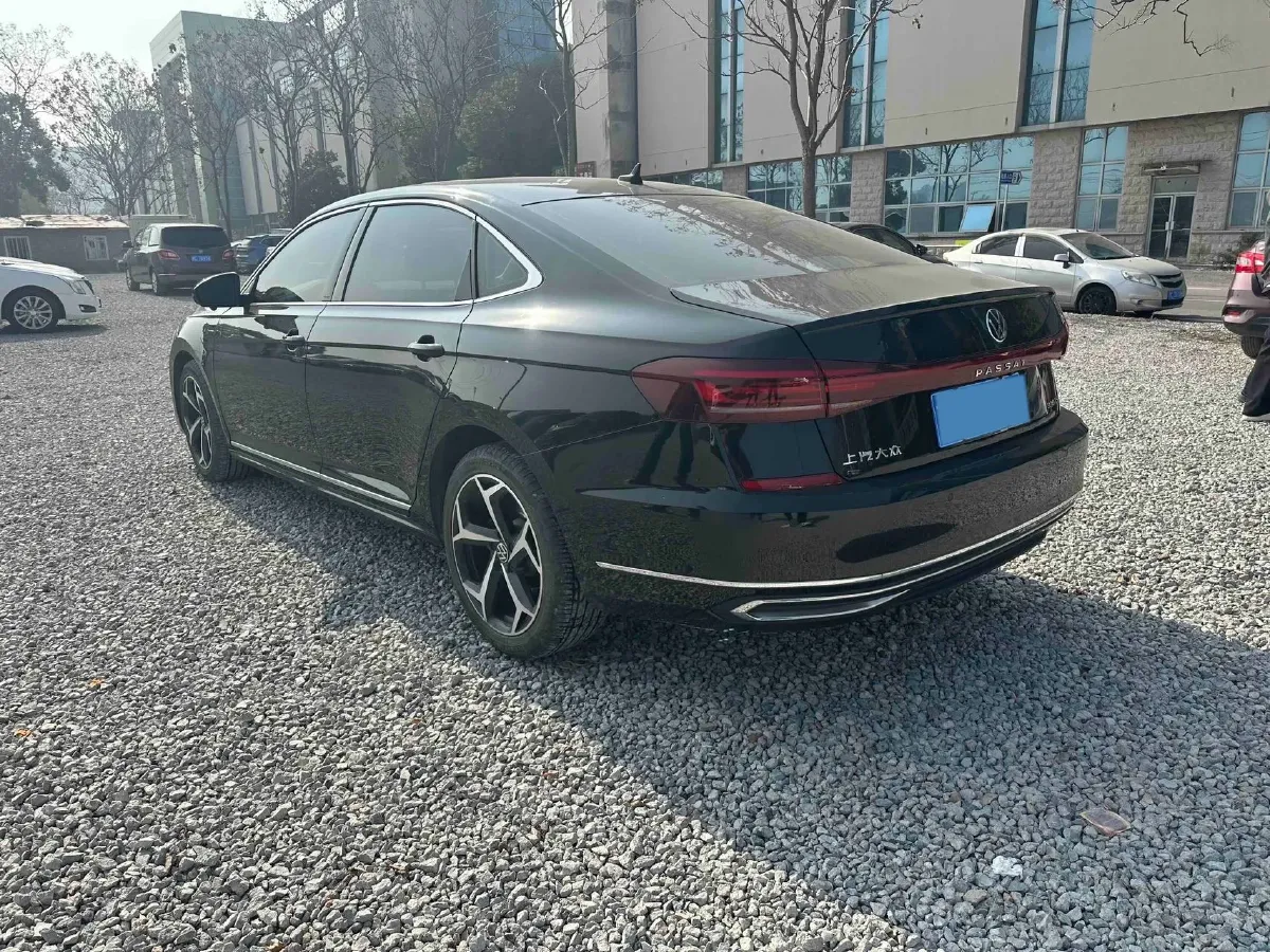 2023 Volkswagen Passat 2.0T 186HP L4 7DCT,autocango,china used car exporter,china ev exporter,chinese used car exporter,chinese used ev exporter