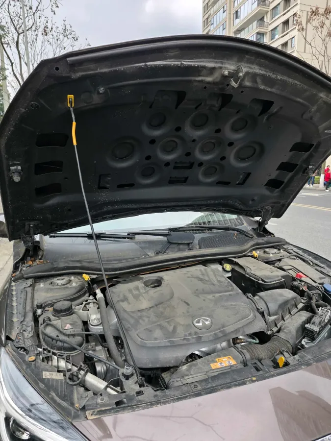 2017 Infiniti QX30 2.0T 211HP L4 7DCT,autocango,china used car exporter,china ev exporter,chinese used car exporter,chinese used ev exporter