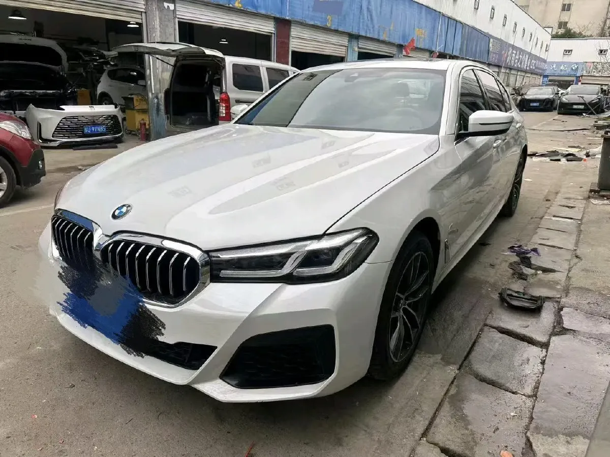 2021 BMW 5 Series 2.0T 184HP L4 8AT,autocango,china used car exporter,china ev exporter,chinese used car exporter,chinese used ev exporter
