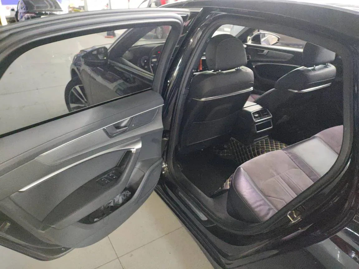 2019 Mercedes-Benz E Class 1.5T 184HP L4 9AT,autocango,china used car exporter,china ev exporter,chinese used car exporter,chinese used ev exporter