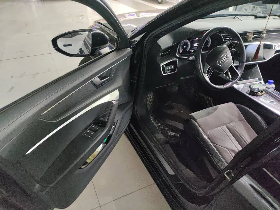 2019 Mercedes-Benz E Class 1.5T 184HP L4 9AT,autocango,china used car exporter,china ev exporter,chinese used car exporter,chinese used ev exporter
