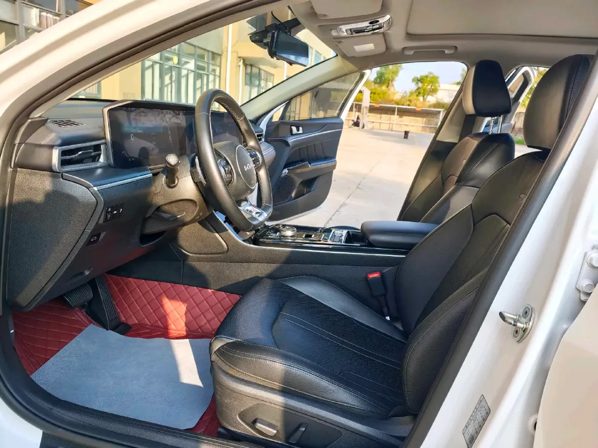 2021 Kia K5 2.0T 240HP L4 8AT,autocango,china used car exporter,china ev exporter,chinese used car exporter,chinese used ev exporter