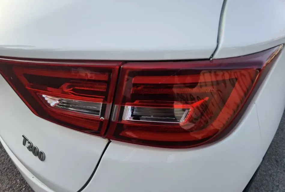 2017 Zotye T300 1.5T 144HP L4 CVT,autocango,china used car exporter,china ev exporter,chinese used car exporter,chinese used ev exporter