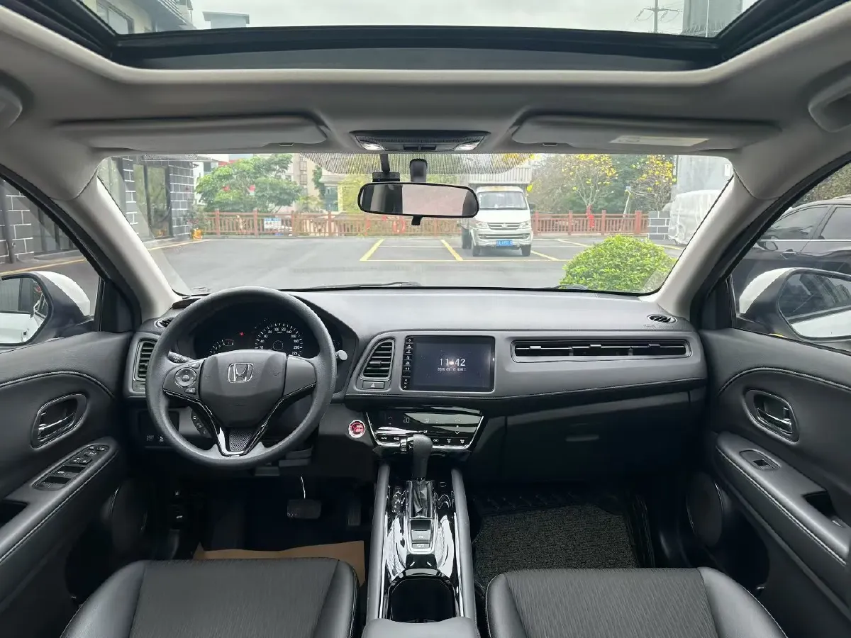 2020 Honda Vezel 1.5T 177HP L4 CVT,autocango,china used car exporter,china ev exporter,chinese used car exporter,chinese used ev exporter