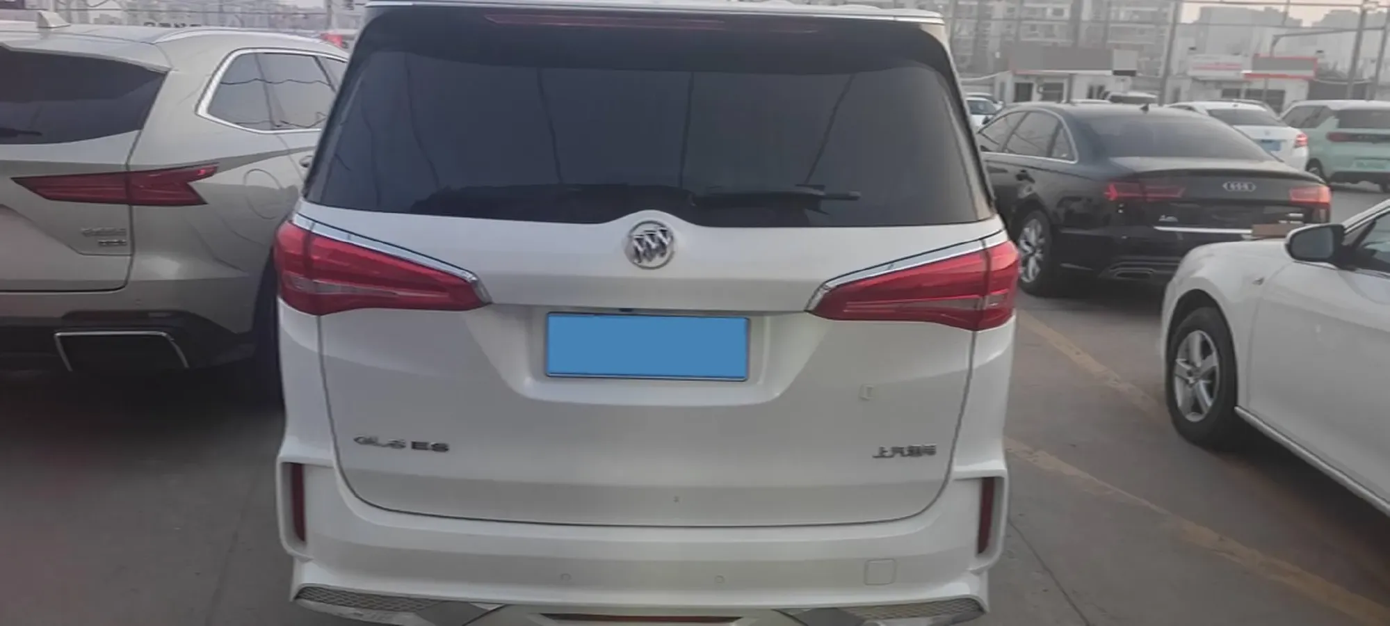 2018 Buick GL8 2.0T 260HP L4 6AT,autocango,china used car exporter,china ev exporter,chinese used car exporter,chinese used ev exporter