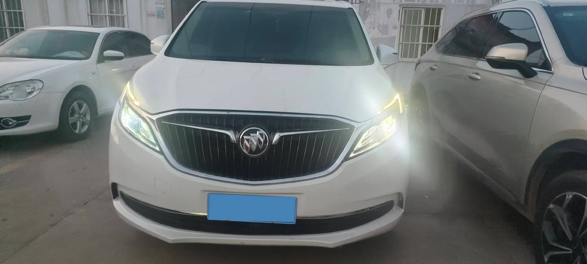 2018 Buick GL8 2.0T 260HP L4 6AT,autocango,china used car exporter,china ev exporter,chinese used car exporter,chinese used ev exporter