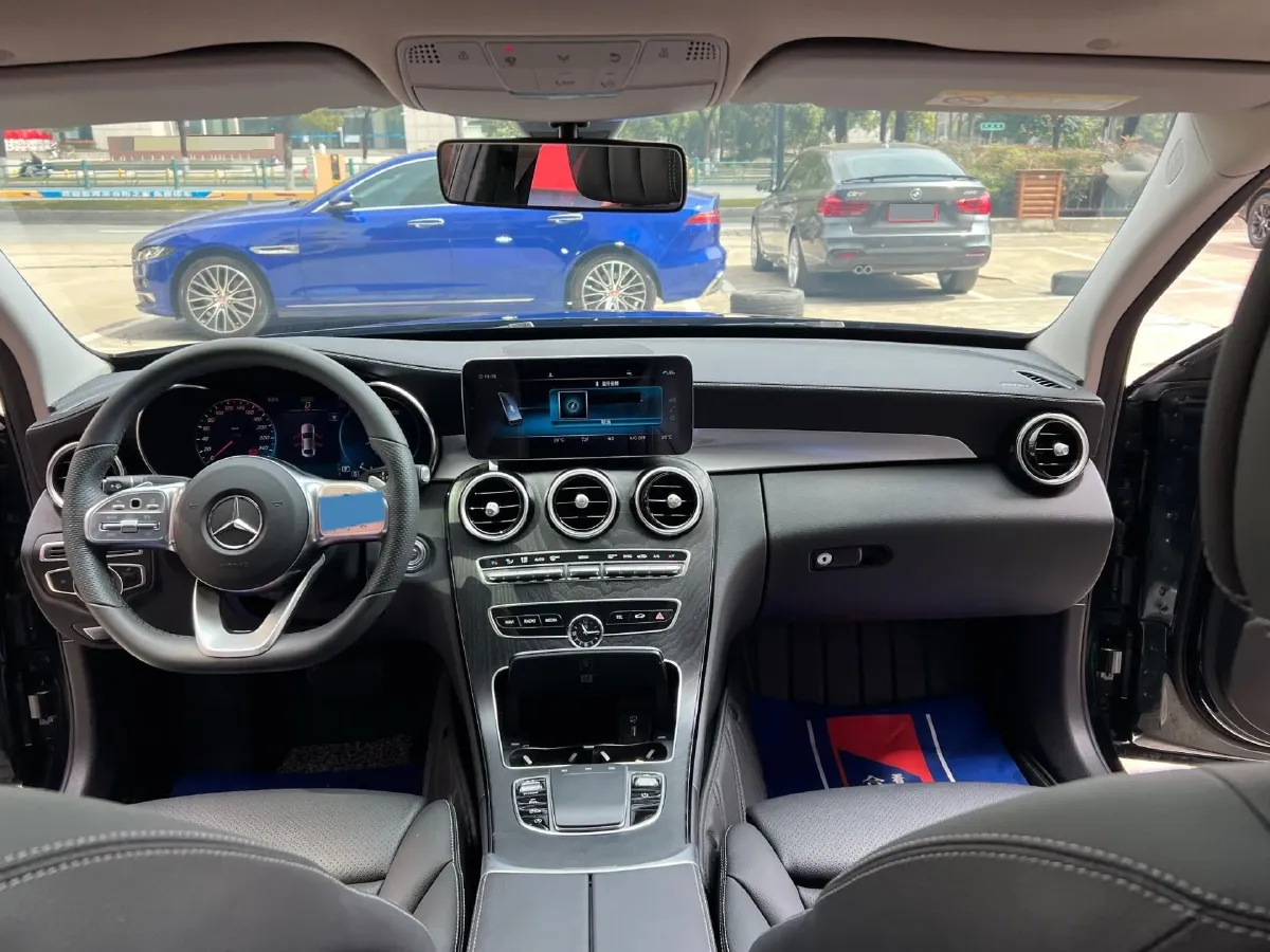 2021 Mercedes-Benz C Class 1.5T 184HP L4 9AT,autocango,china used car exporter,china ev exporter,chinese used car exporter,chinese used ev exporter