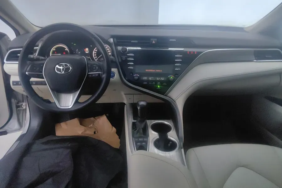 2018 Toyota Camry 2.5L 178HP L4 E-CVT Hybrid,autocango,china used car exporter,china ev exporter,chinese used car exporter,chinese used ev exporter