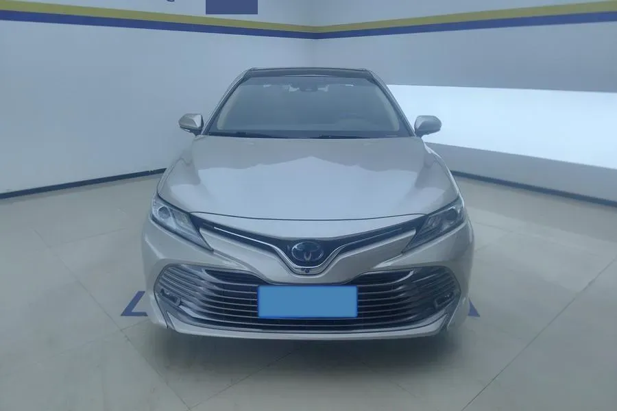 2018 Toyota Camry 2.5L 178HP L4 E-CVT Hybrid,autocango,china used car exporter,china ev exporter,chinese used car exporter,chinese used ev exporter
