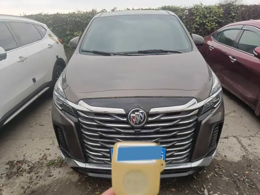 2022 Buick GL8 2.0T 237HP L4 9AT,autocango,china used car exporter,china ev exporter,chinese used car exporter,chinese used ev exporter