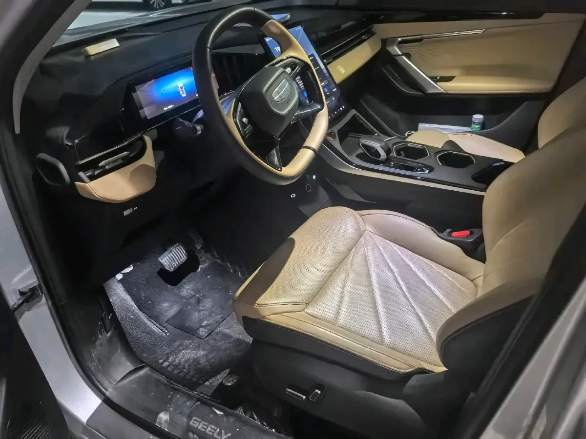 2023 Geely StarRay 1.5T 181HP L4 7DCT,autocango,china used car exporter,china ev exporter,chinese used car exporter,chinese used ev exporter