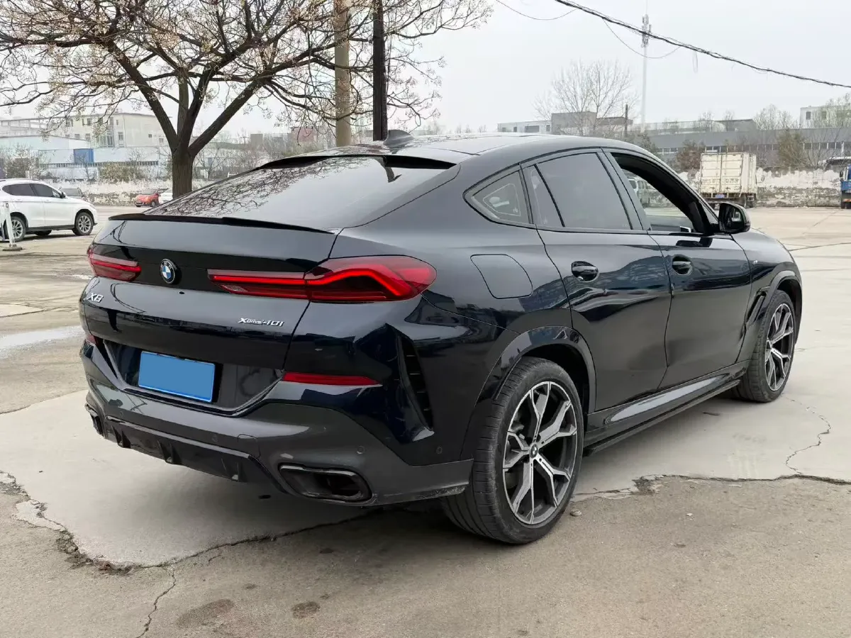 2022 BMW X6 3.0T 340HP L6 8AT,autocango,china used car exporter,china ev exporter,chinese used car exporter,chinese used ev exporter