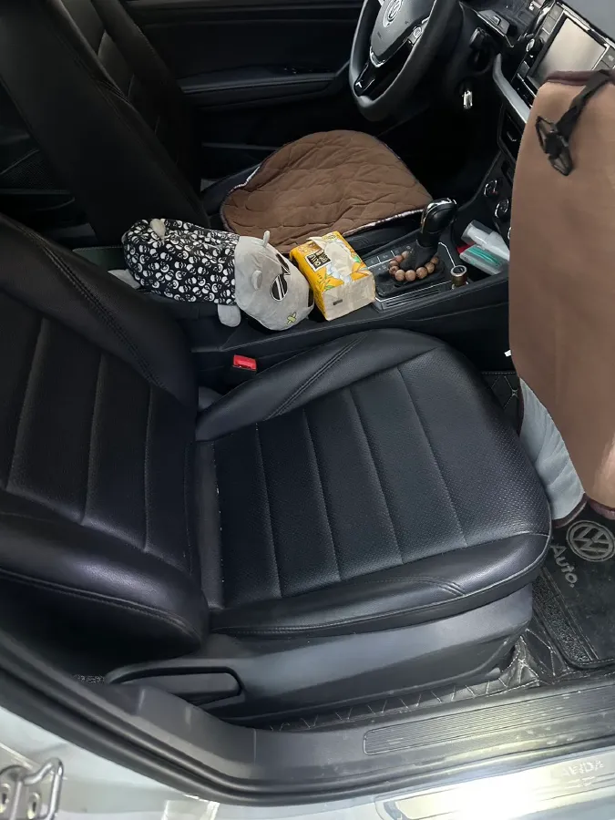 2018 Skoda Karoq 1.4T 150HP L4 7DCT,autocango,china used car exporter,china ev exporter,chinese used car exporter,chinese used ev exporter