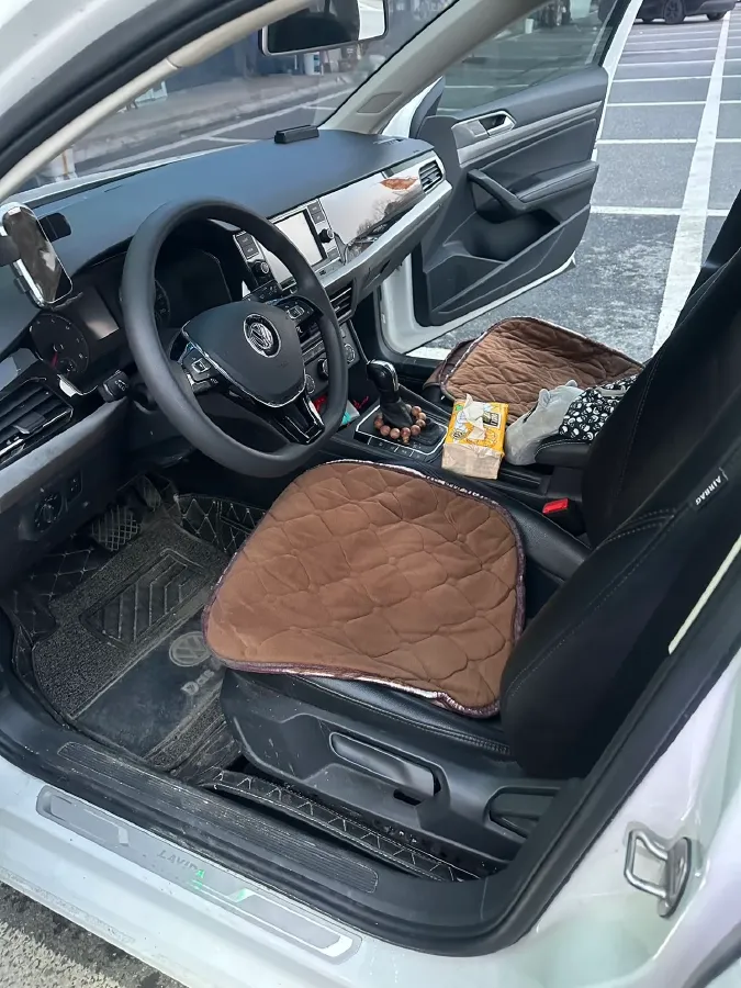 2018 Skoda Karoq 1.4T 150HP L4 7DCT,autocango,china used car exporter,china ev exporter,chinese used car exporter,chinese used ev exporter