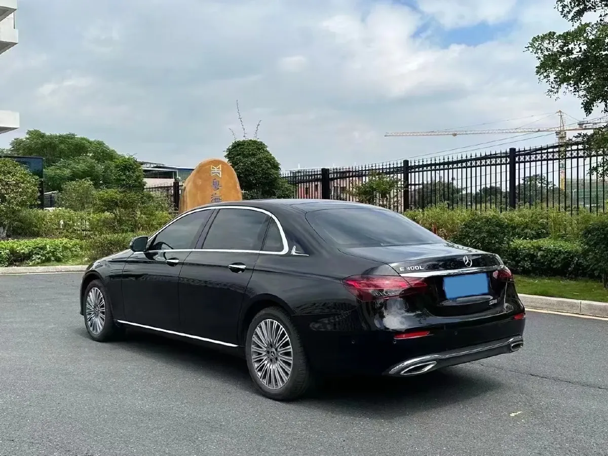 2022 Mercedes-Benz E Class 2.0T 258HP L4 9AT,autocango,china used car exporter,china ev exporter,chinese used car exporter,chinese used ev exporter