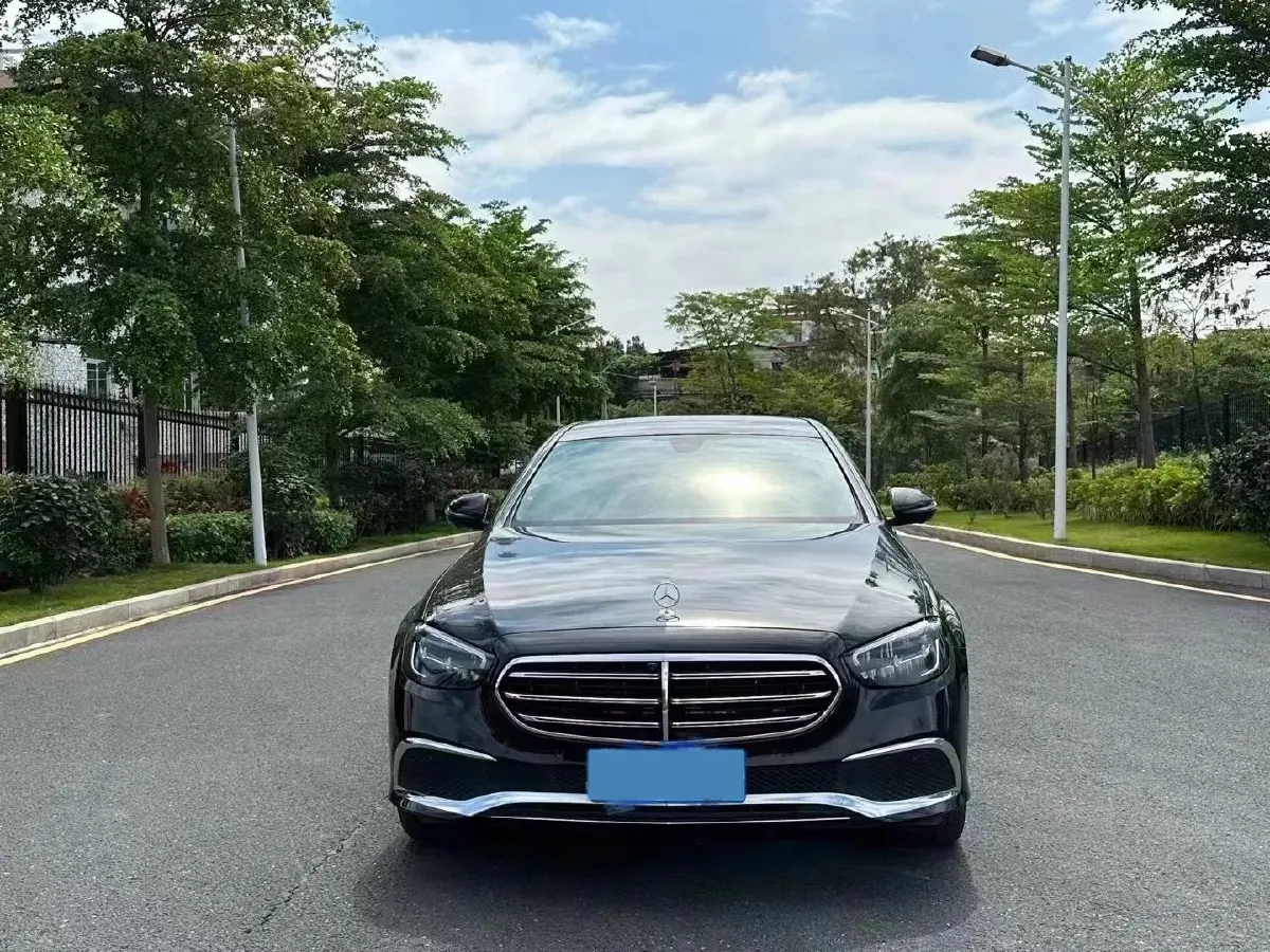 2022 Mercedes-Benz E Class 2.0T 258HP L4 9AT,autocango,china used car exporter,china ev exporter,chinese used car exporter,chinese used ev exporter