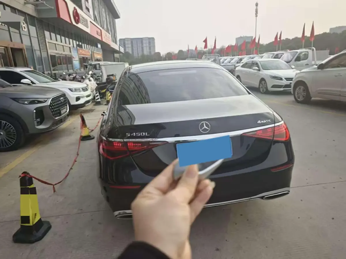 2022 Mercedes-Benz S Class 2.5T 313HP L6 9AT,autocango,china used car exporter,china ev exporter,chinese used car exporter,chinese used ev exporter