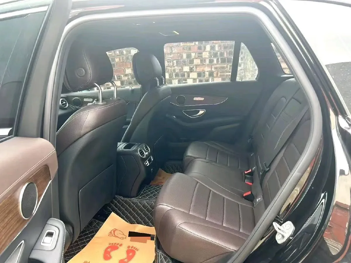 2022 Mercedes-Benz GLC Class 2.0T 258HP L4 9AT,autocango,china used car exporter,china ev exporter,chinese used car exporter,chinese used ev exporter