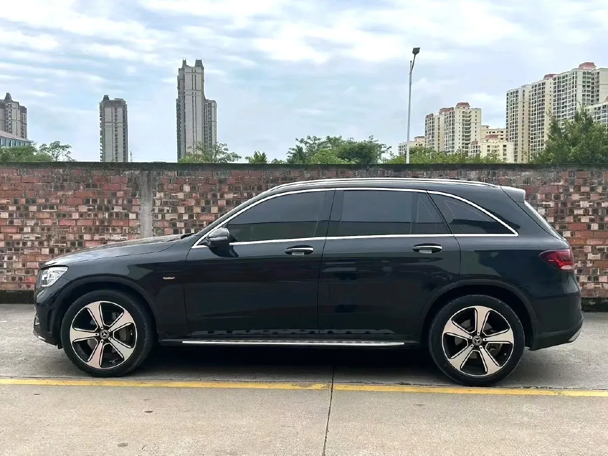 2022 Mercedes-Benz GLC Class 2.0T 258HP L4 9AT,autocango,china used car exporter,china ev exporter,chinese used car exporter,chinese used ev exporter