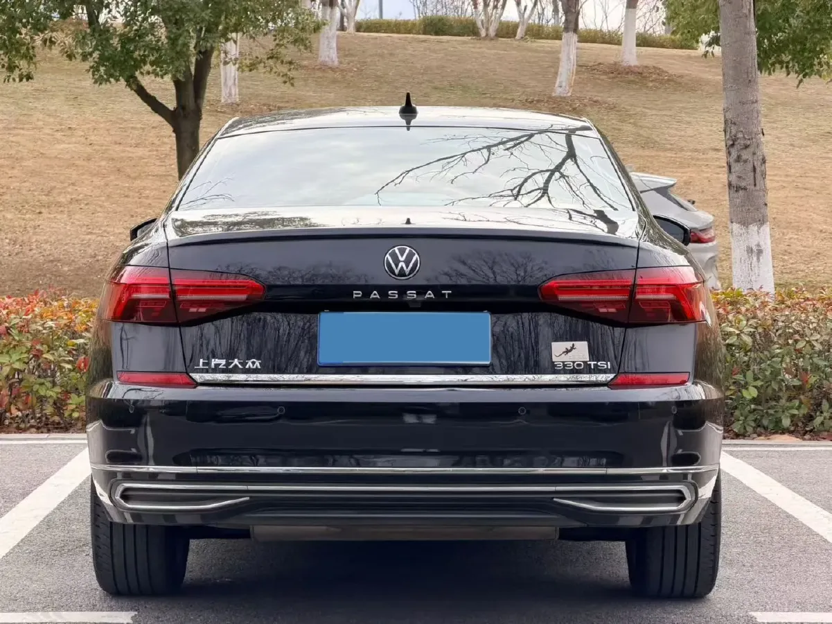 2021 Volkswagen Passat 2.0T 186HP L4 7DCT,autocango,china used car exporter,china ev exporter,chinese used car exporter,chinese used ev exporter