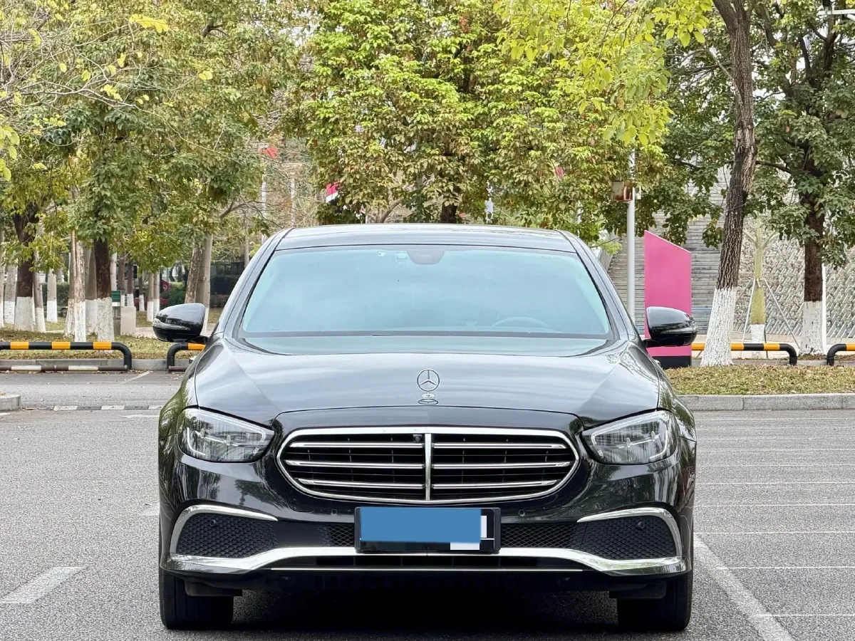 2022 Mercedes-Benz E Class 2.0T 211HP L4 9AT PHEV 25.4KWH,autocango,china used car exporter,china ev exporter,chinese used car exporter,chinese used ev exporter