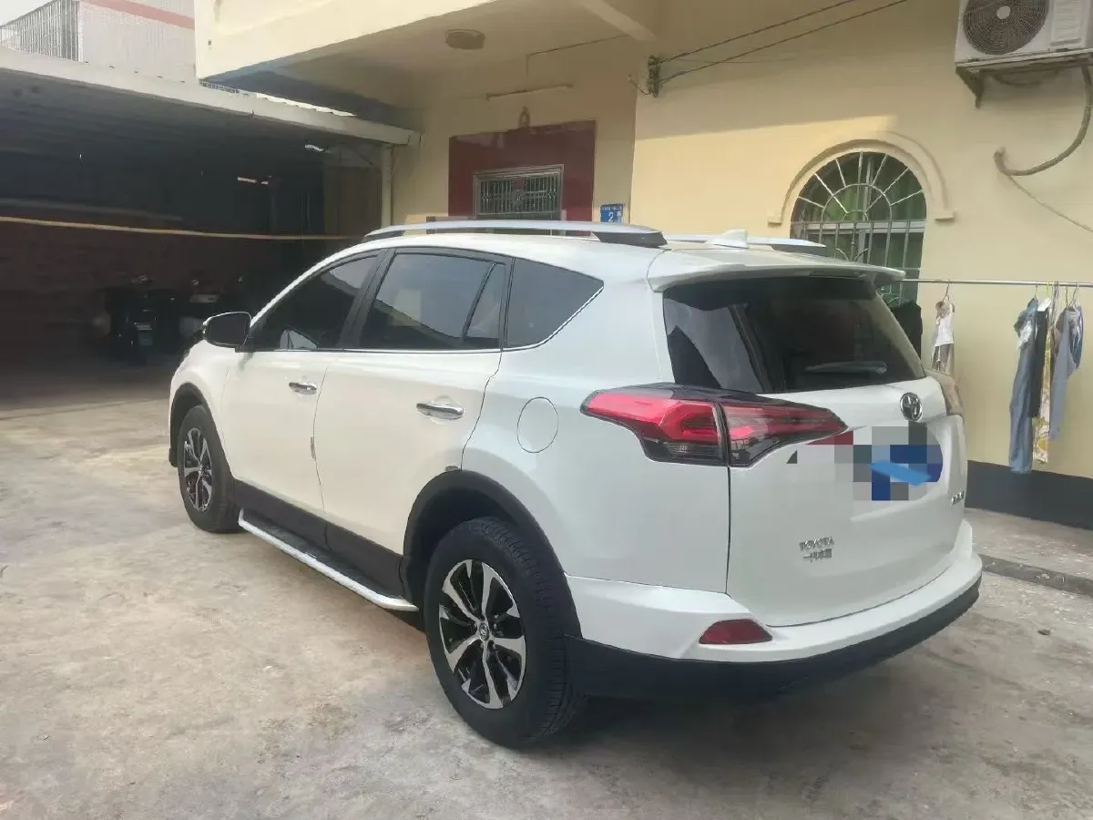 2016 Toyota RAV4 2.0L 151HP L4 CVT,autocango,china used car exporter,china ev exporter,chinese used car exporter,chinese used ev exporter