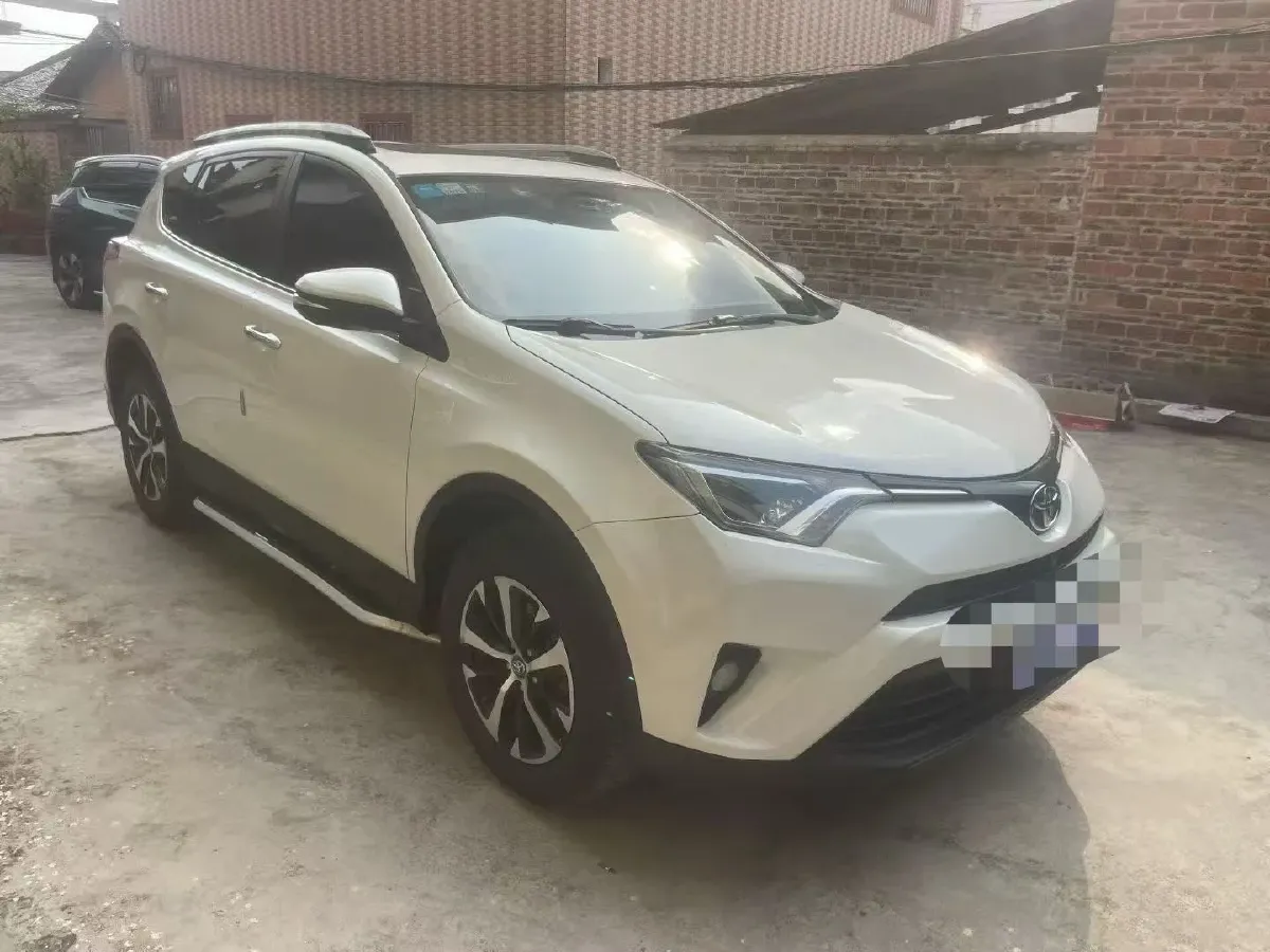 2016 Toyota RAV4 2.0L 151HP L4 CVT,autocango,china used car exporter,china ev exporter,chinese used car exporter,chinese used ev exporter