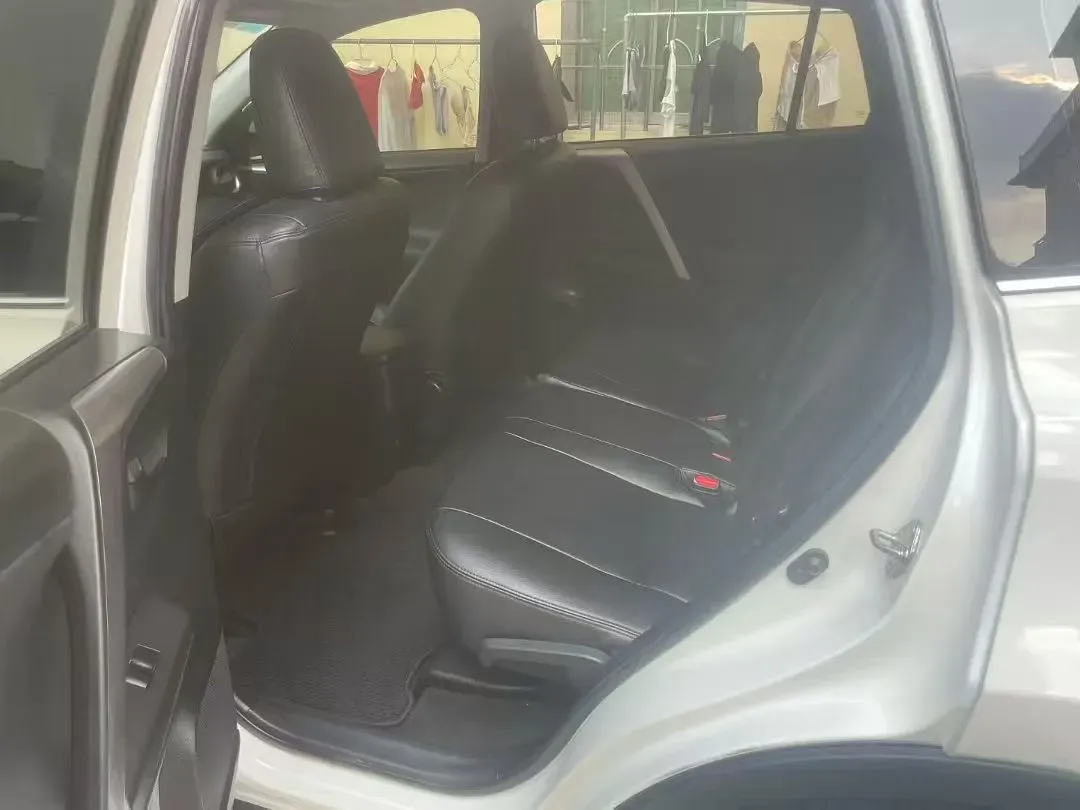2016 Toyota RAV4 2.0L 151HP L4 CVT,autocango,china used car exporter,china ev exporter,chinese used car exporter,chinese used ev exporter
