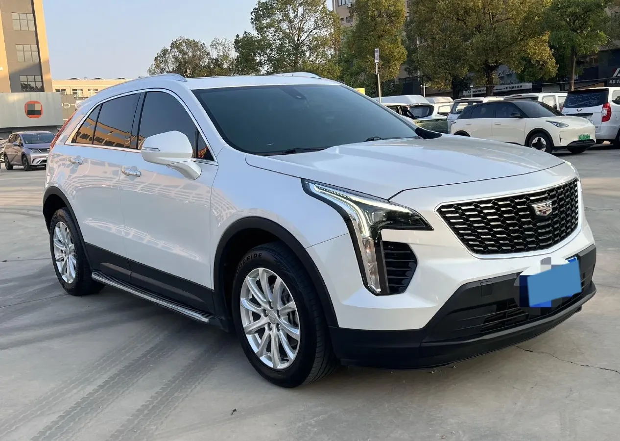 2021 Cadillac XT4 2.0T 237HP L4 9AT,autocango,china used car exporter,china ev exporter,chinese used car exporter,chinese used ev exporter