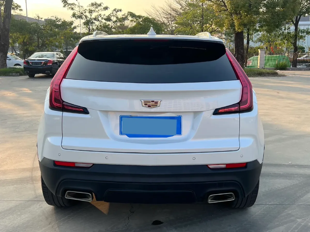 2021 Cadillac XT4 2.0T 237HP L4 9AT,autocango,china used car exporter,china ev exporter,chinese used car exporter,chinese used ev exporter