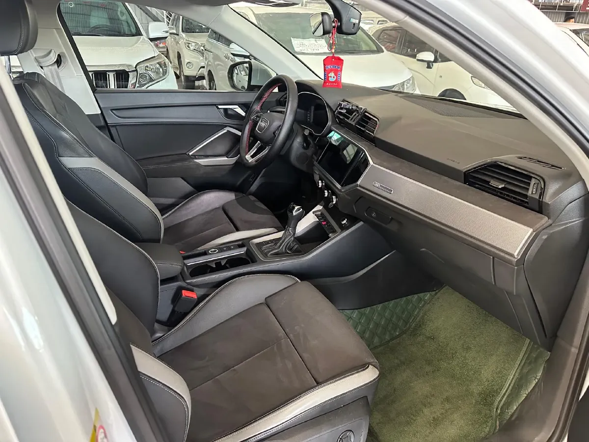 2019 Audi Q3 1.4T 150HP L4 7DCT,autocango,china used car exporter,china ev exporter,chinese used car exporter,chinese used ev exporter