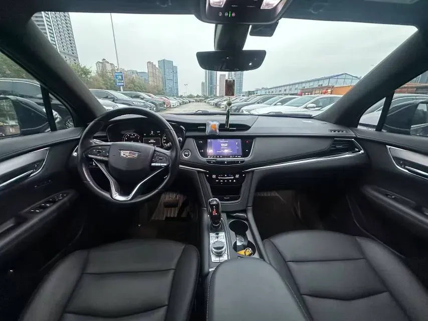 2021 Cadillac XT6 2.0T 237HP L4 9AT,autocango,china used car exporter,china ev exporter,chinese used car exporter,chinese used ev exporter