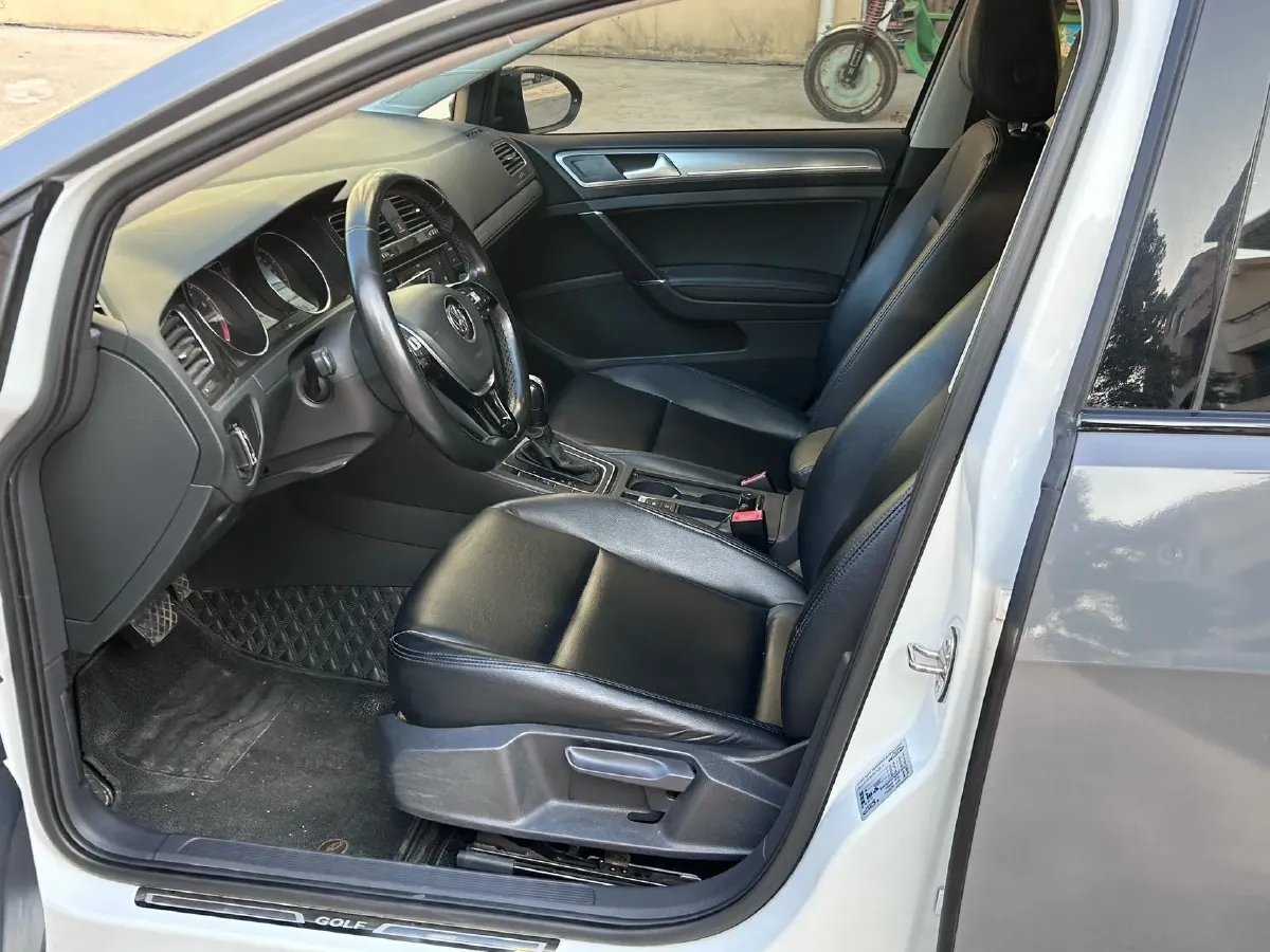 2018 Volkswagen Golf 1.4T 131HP L4 7DCT,autocango,china used car exporter,china ev exporter,chinese used car exporter,chinese used ev exporter