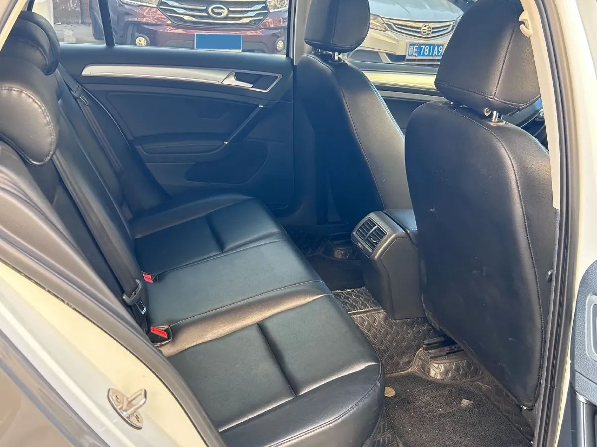 2018 Volkswagen Golf 1.4T 131HP L4 7DCT,autocango,china used car exporter,china ev exporter,chinese used car exporter,chinese used ev exporter