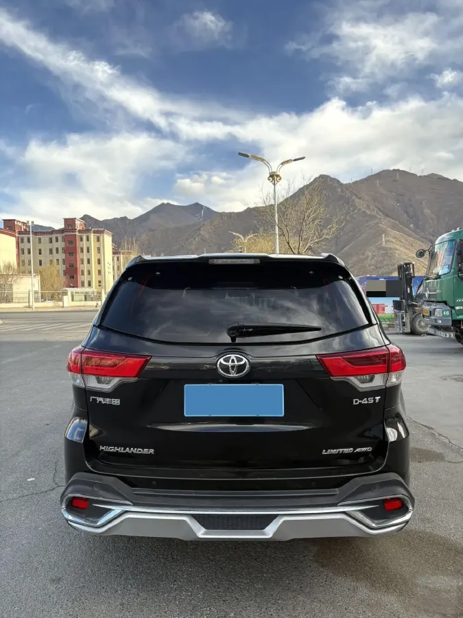 2019 HanTeng V7 1.5T 156HP L4 6AT,autocango,china used car exporter,china ev exporter,chinese used car exporter,chinese used ev exporter