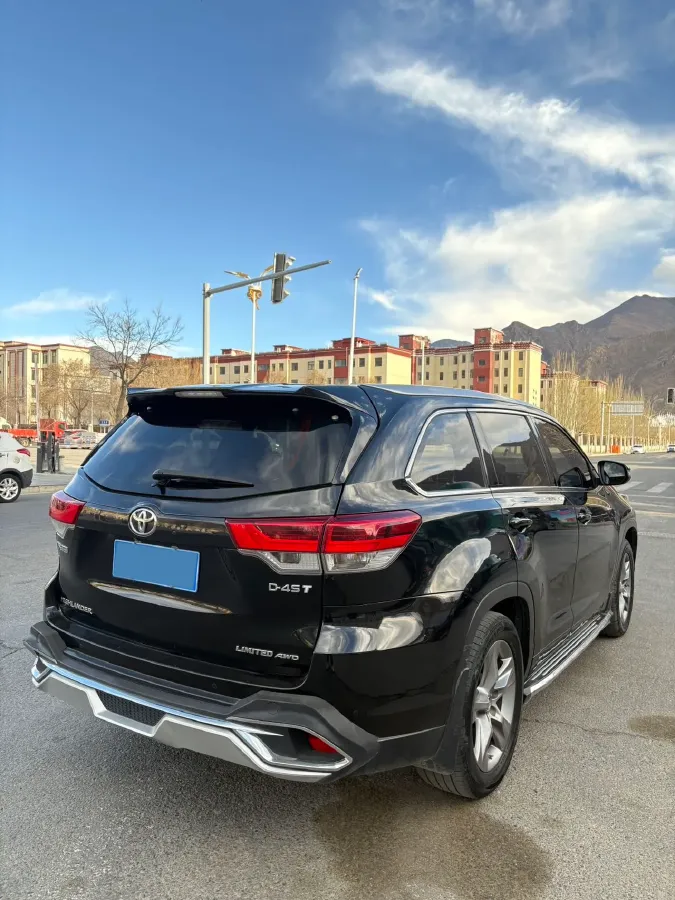 2019 HanTeng V7 1.5T 156HP L4 6AT,autocango,china used car exporter,china ev exporter,chinese used car exporter,chinese used ev exporter