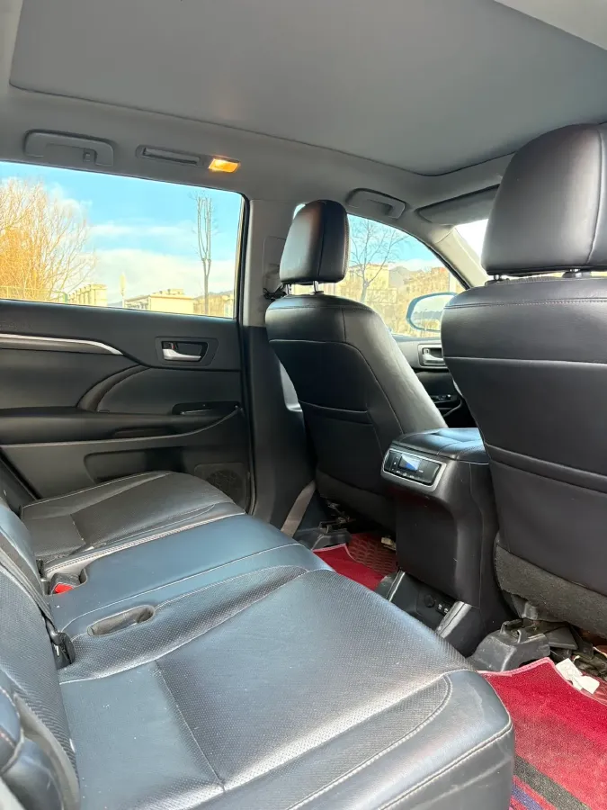 2019 HanTeng V7 1.5T 156HP L4 6AT,autocango,china used car exporter,china ev exporter,chinese used car exporter,chinese used ev exporter