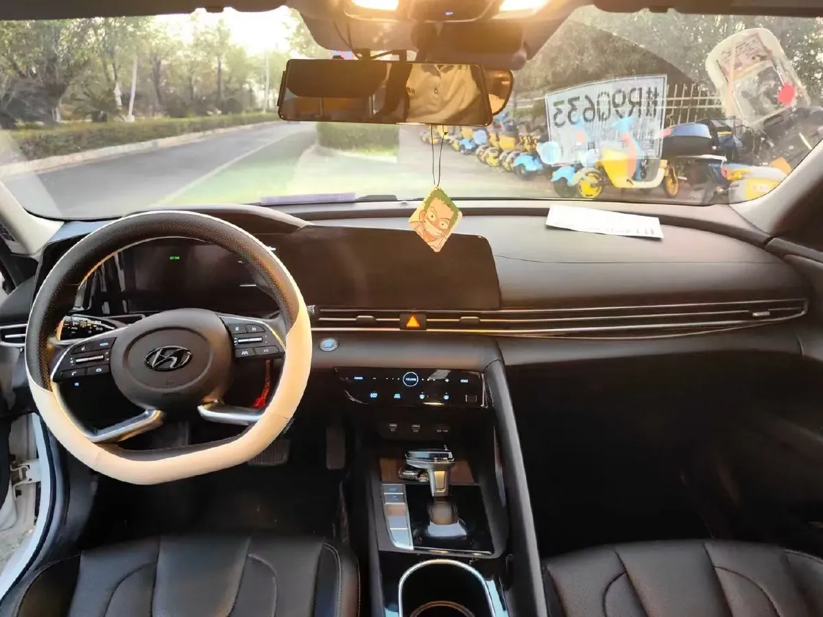 2021 Hyundai Elantra 1.5L 115HP L4 CVT,autocango,china used car exporter,china ev exporter,chinese used car exporter,chinese used ev exporter