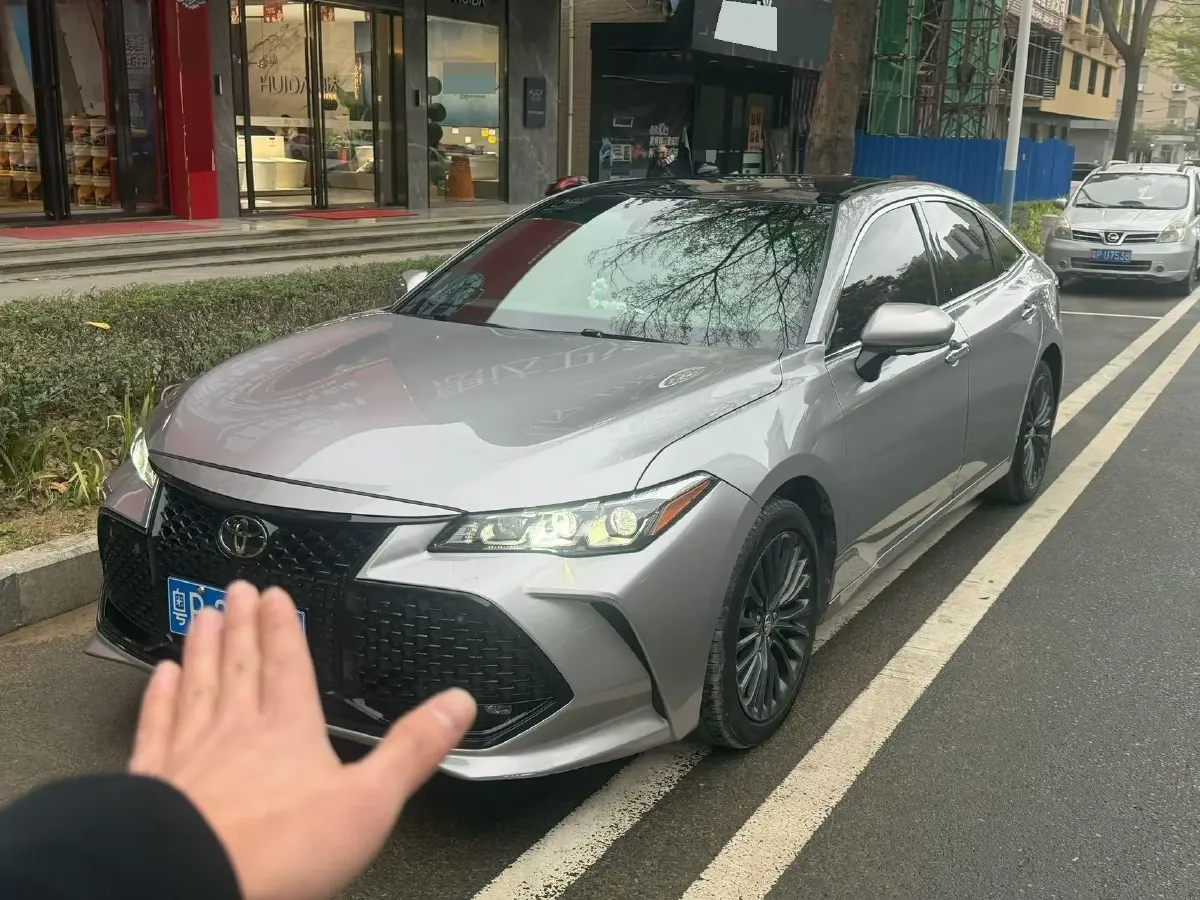 2019 Toyota Avalon 2.5L 209HP L4 8AT,autocango,china used car exporter,china ev exporter,chinese used car exporter,chinese used ev exporter