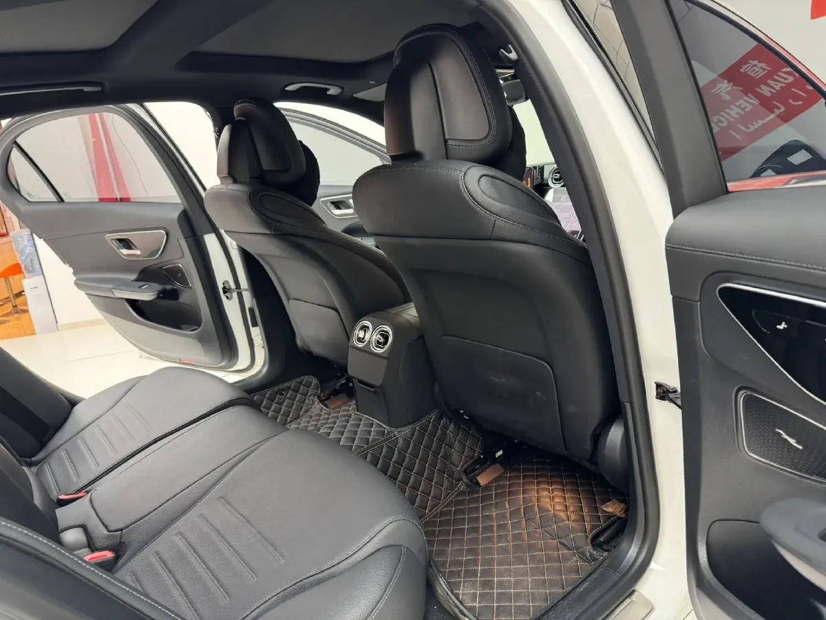 2024 Mercedes-Benz C Class 1.5T 204HP L4 9AT,autocango,china used car exporter,china ev exporter,chinese used car exporter,chinese used ev exporter